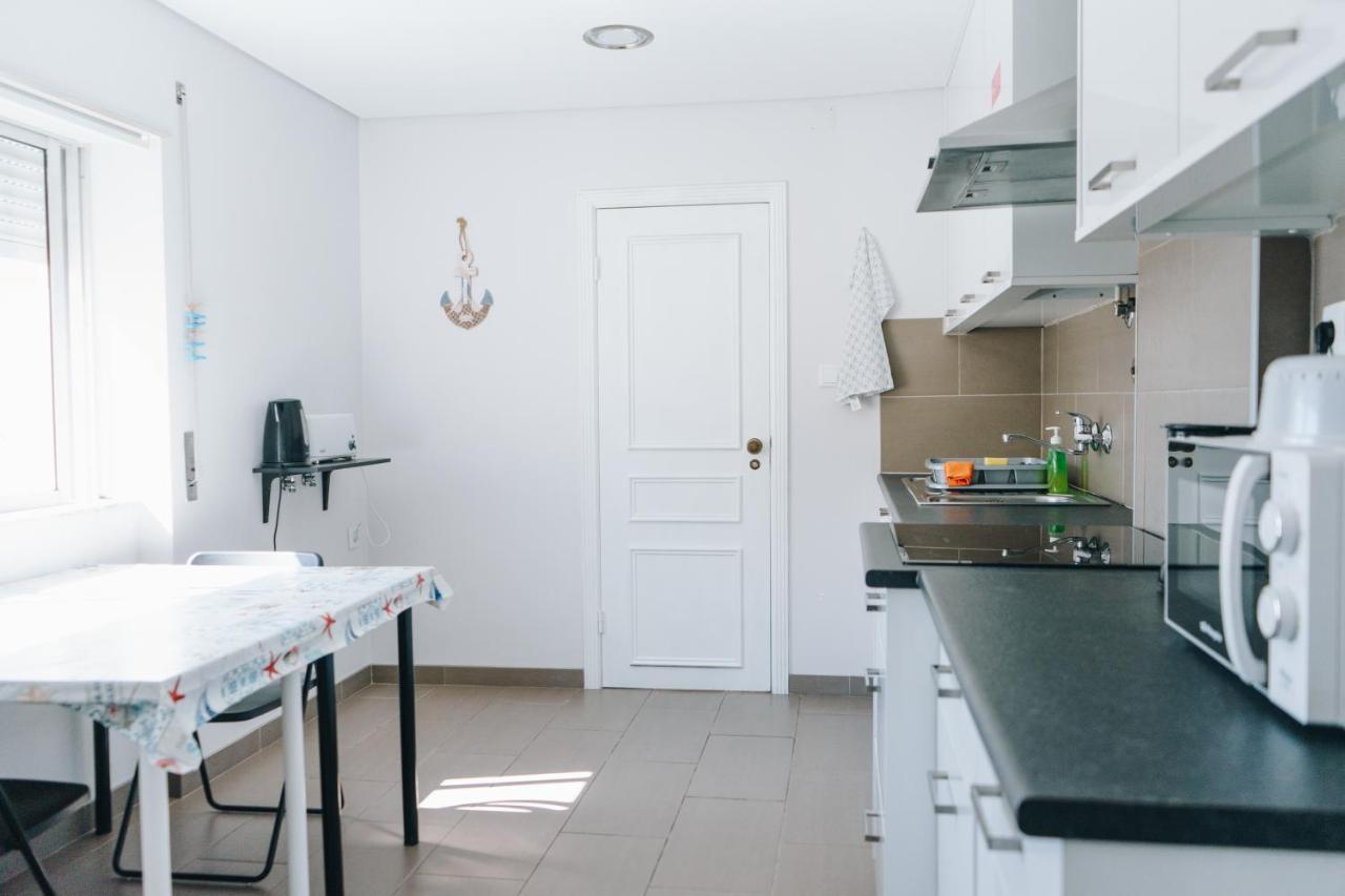Ocean Guesthouse Peniche Ngoại thất bức ảnh